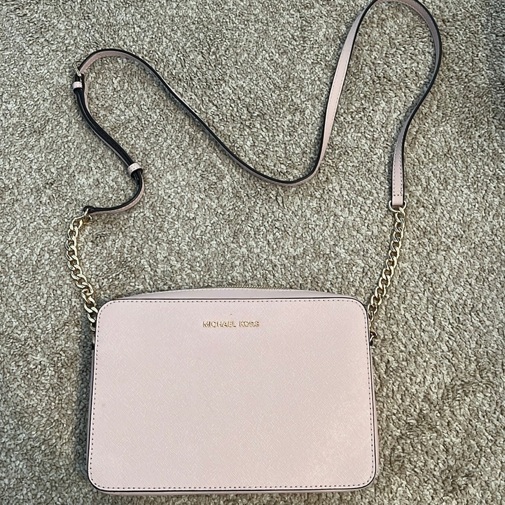 Michael Kors light pink crossbody bag